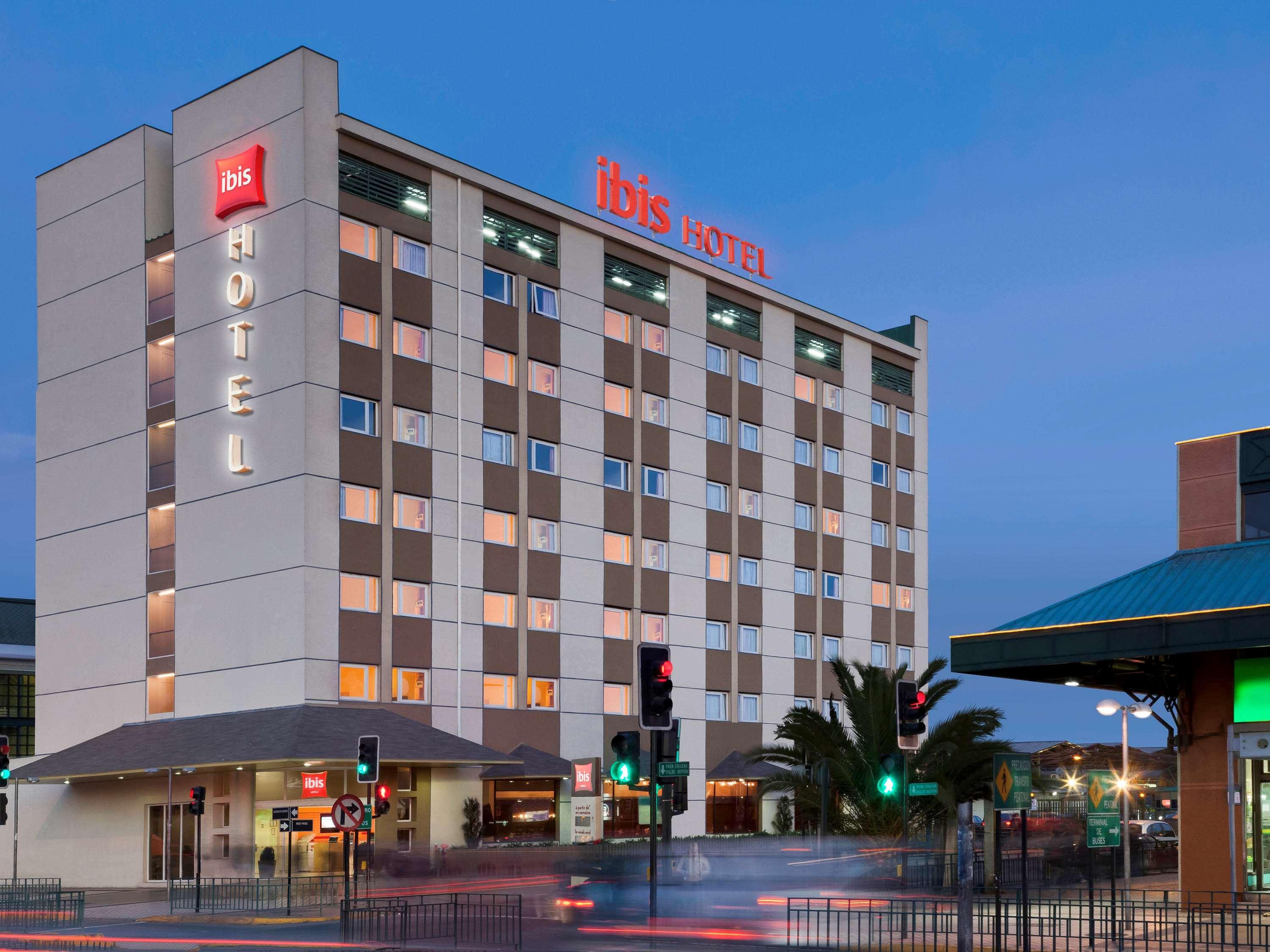 Hotel Ibis Santiago Estacion Central Exterior foto